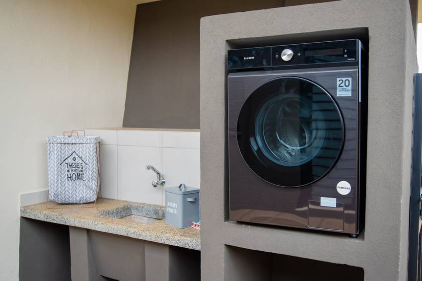 Meet Samsung’s Bespoke AI Washer: The Eco-Friendly Upgrade Your Laundry Room Needs!