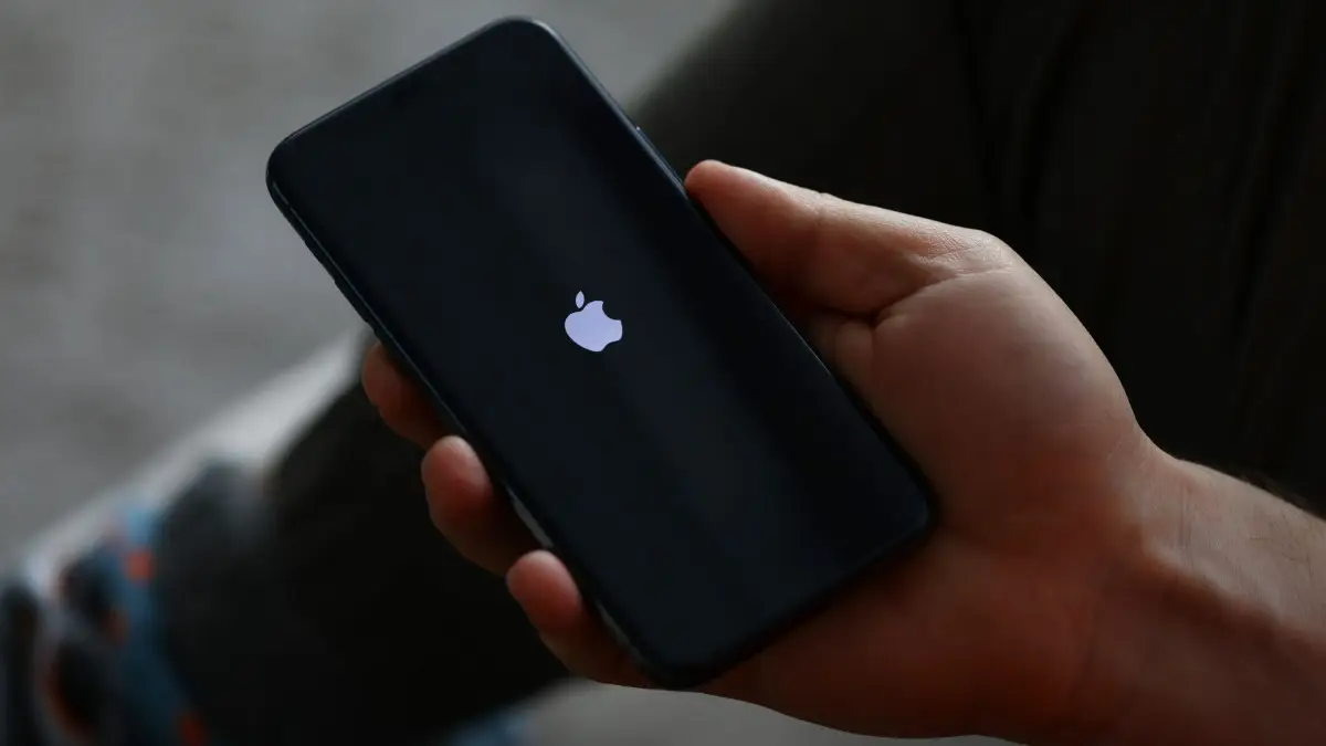 Troubleshooting Sound Issues on Your iPhone - Easy Tips and Tricks